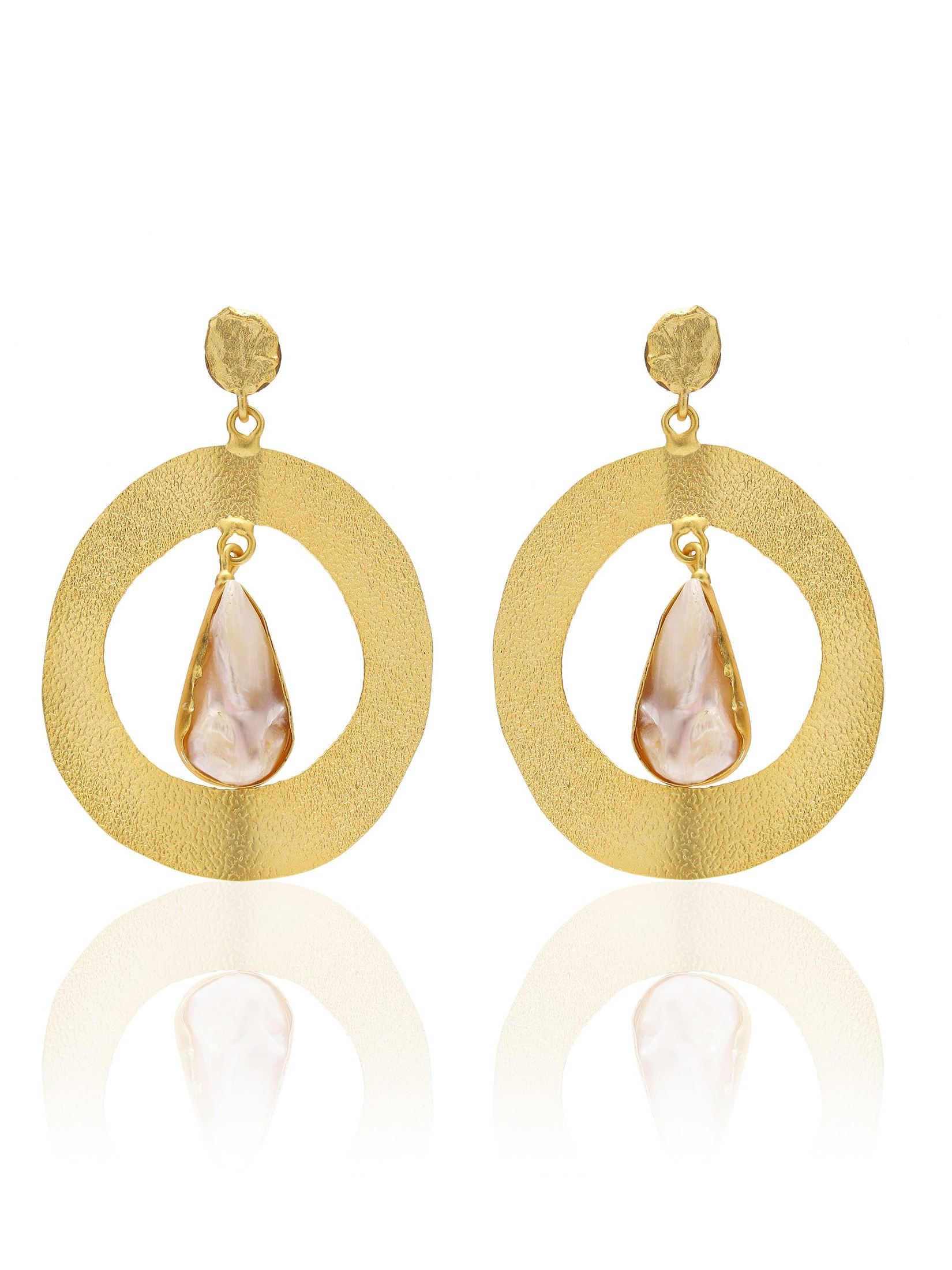 Classy Teardrop Pearl Work Earrings